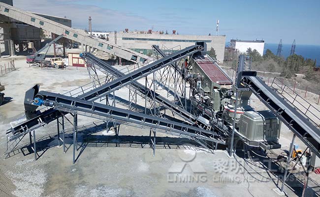 蒙古移動制砂機生產(chǎn)現(xiàn)場